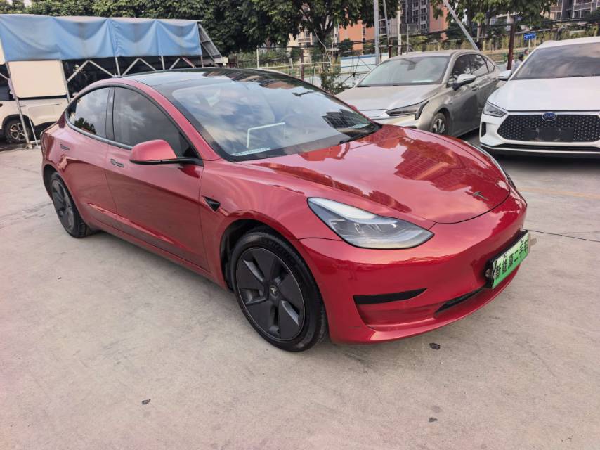 Tesla Model 3 2023 car image #2