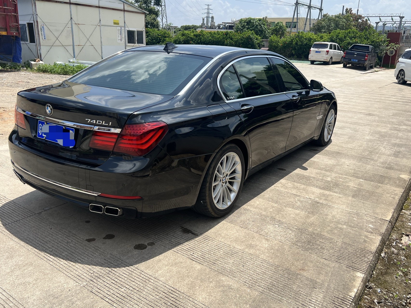 BMW 7 Series 2015 #9 BMW 7 Series 2015 car image #9