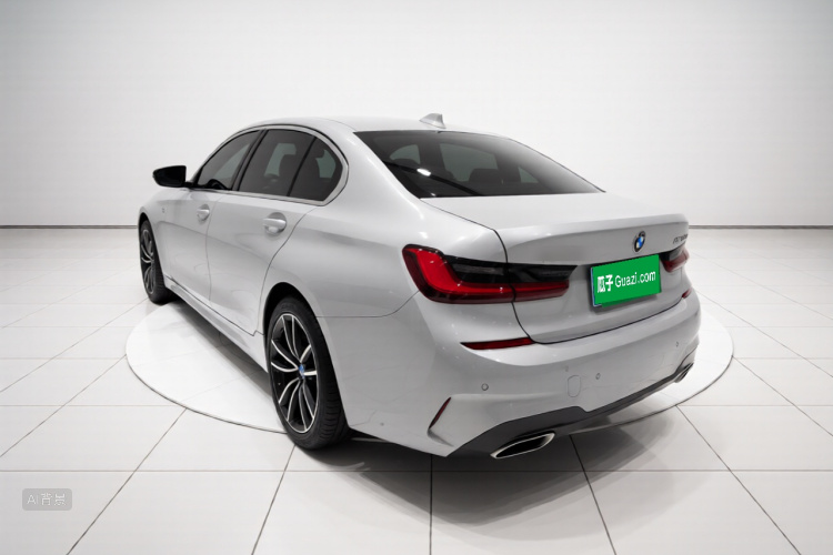 BMW 3 Series 2021 car image #5