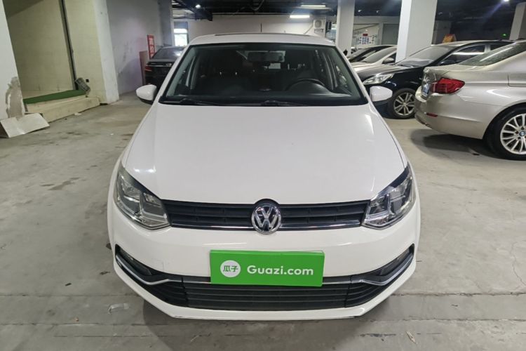 Volkswagen Polo 2016 car image #3