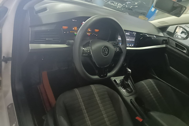 Volkswagen Lavida 2021 immagine di auto #11