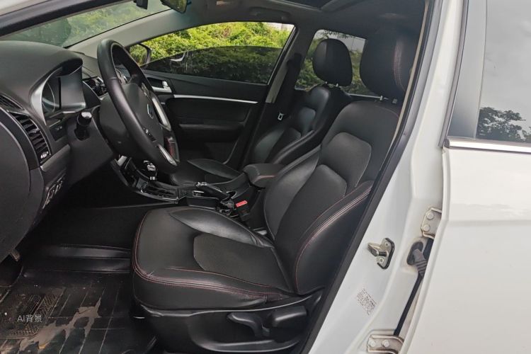 GEELY Emgrand 2016 car image #17