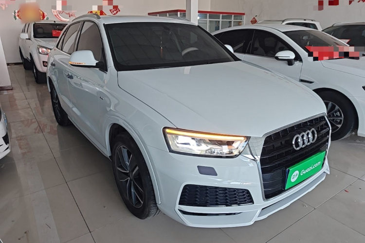 Audi Q3 2019 car image #4
