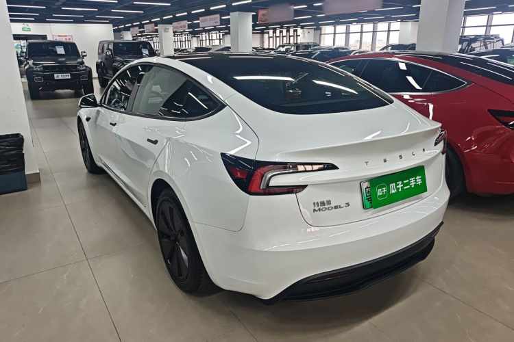 Tesla Model 3 2025 #5 Tesla Model 3 2025 car image #5