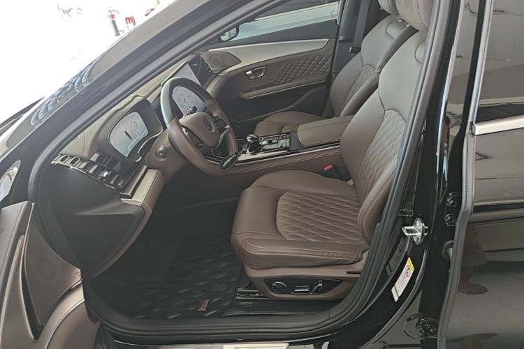 BYD Han 2023 imagem de carro #15