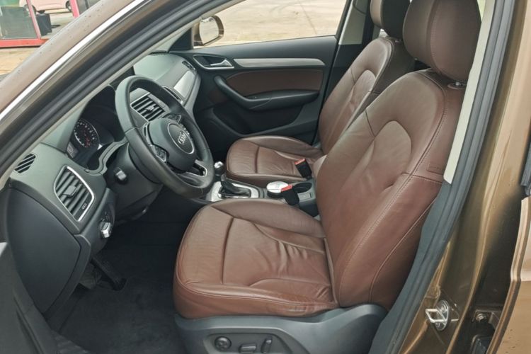 Audi Q3 2014 car image #15