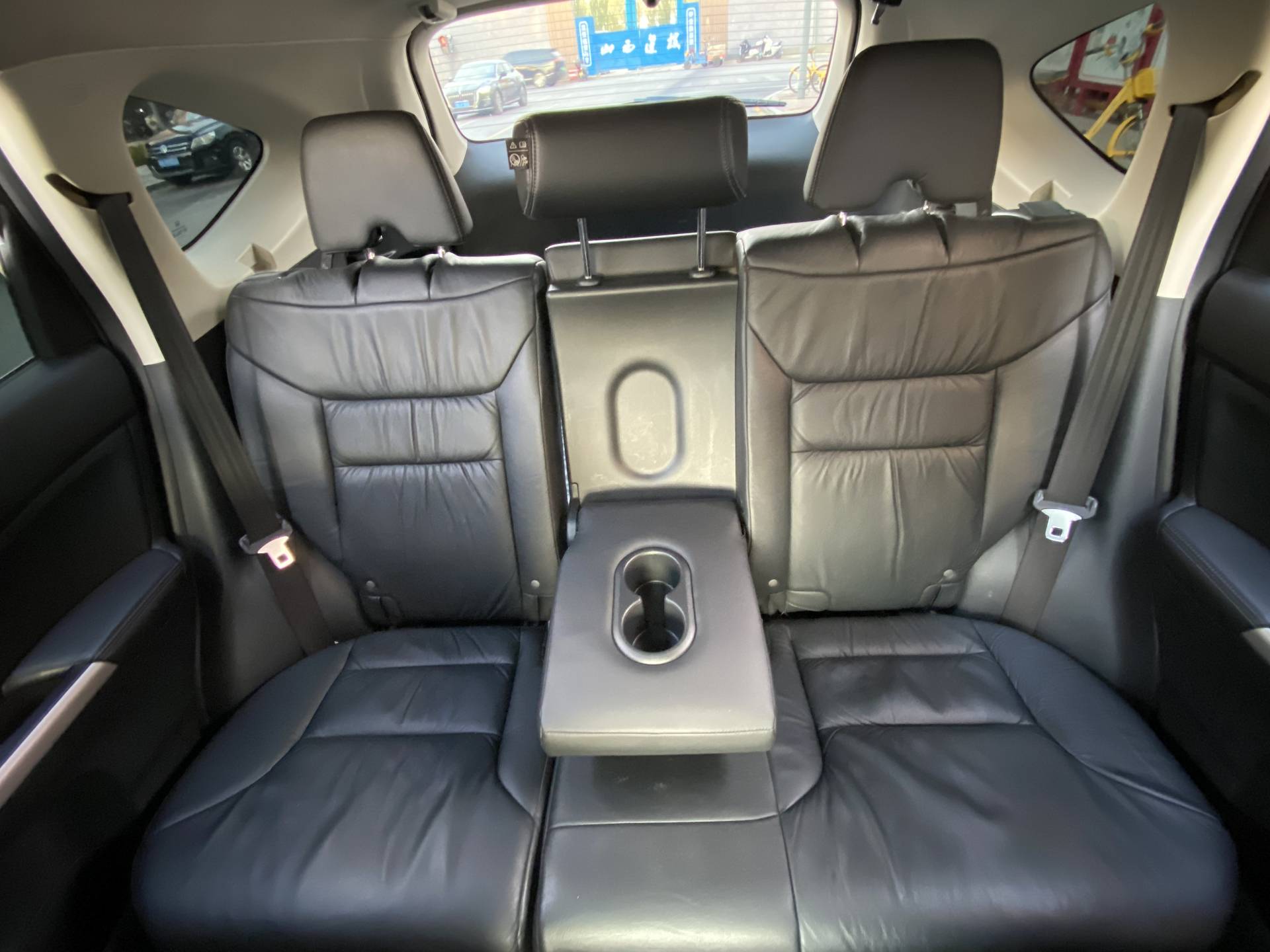 2012 imagem de carro #11