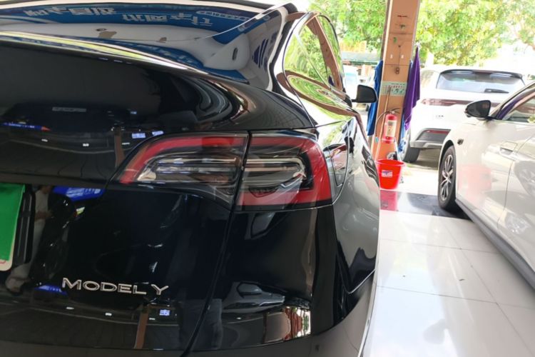 Tesla Model Y 2022 #8 Tesla Model Y 2022 immagine di auto #8