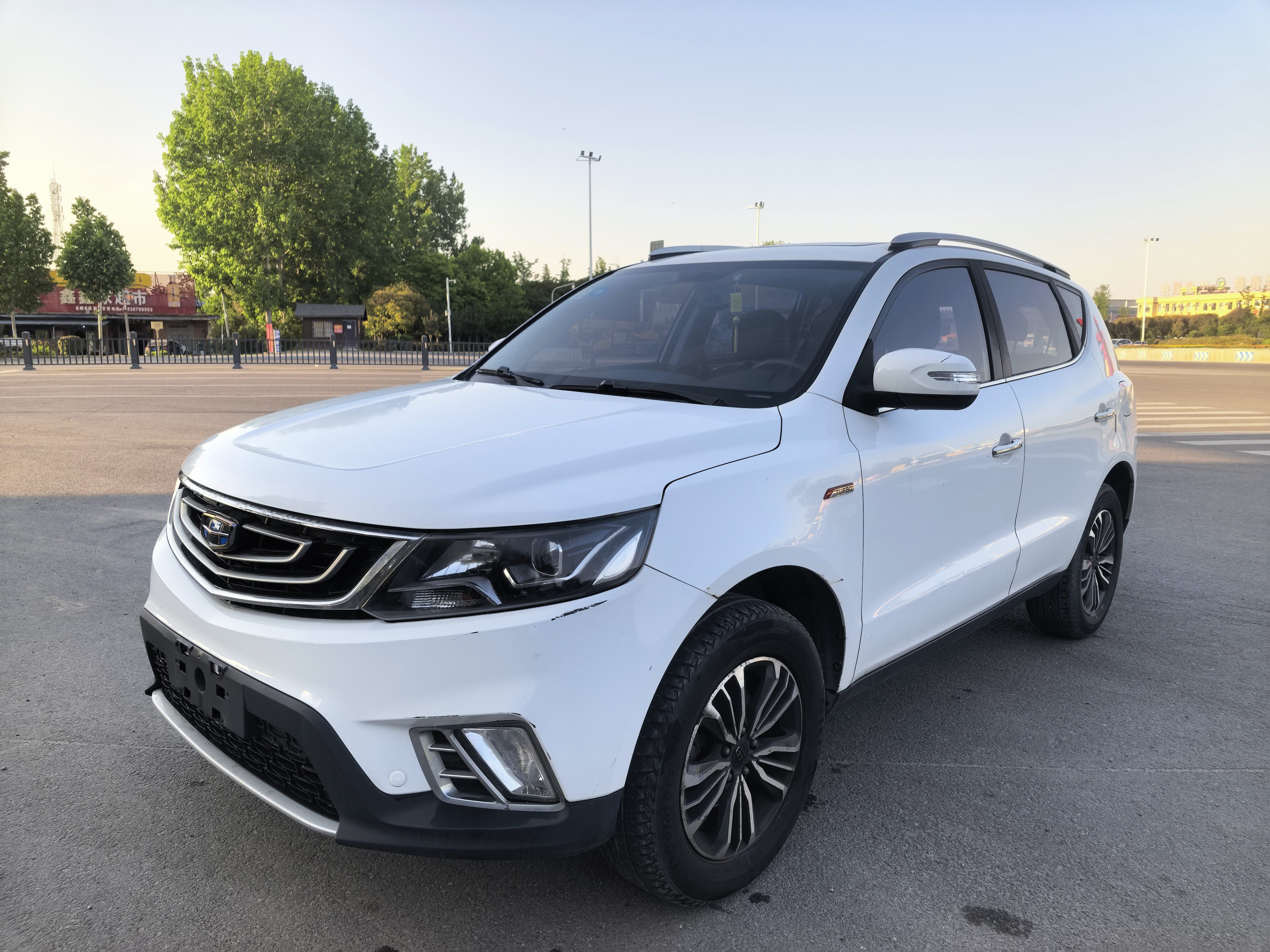 GEELY Vision X6 2018 car image 