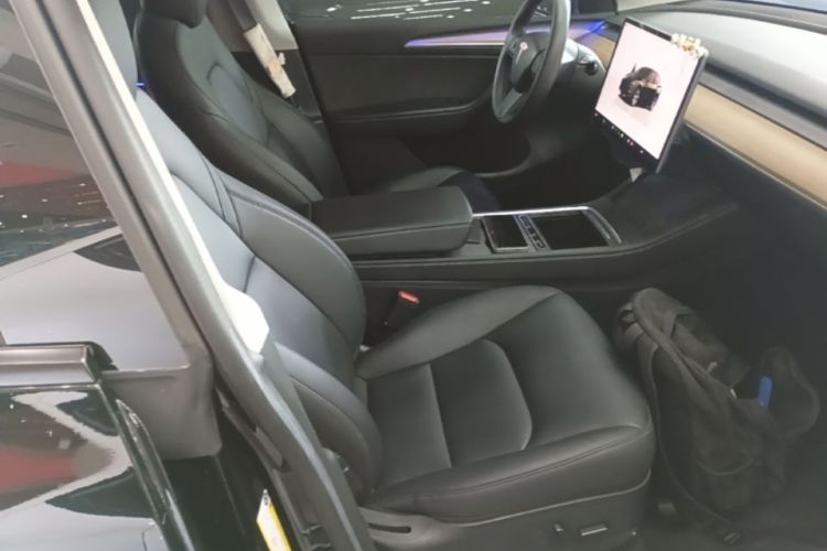 Tesla Model Y 2023 #24 Tesla Model Y 2023 car image #24