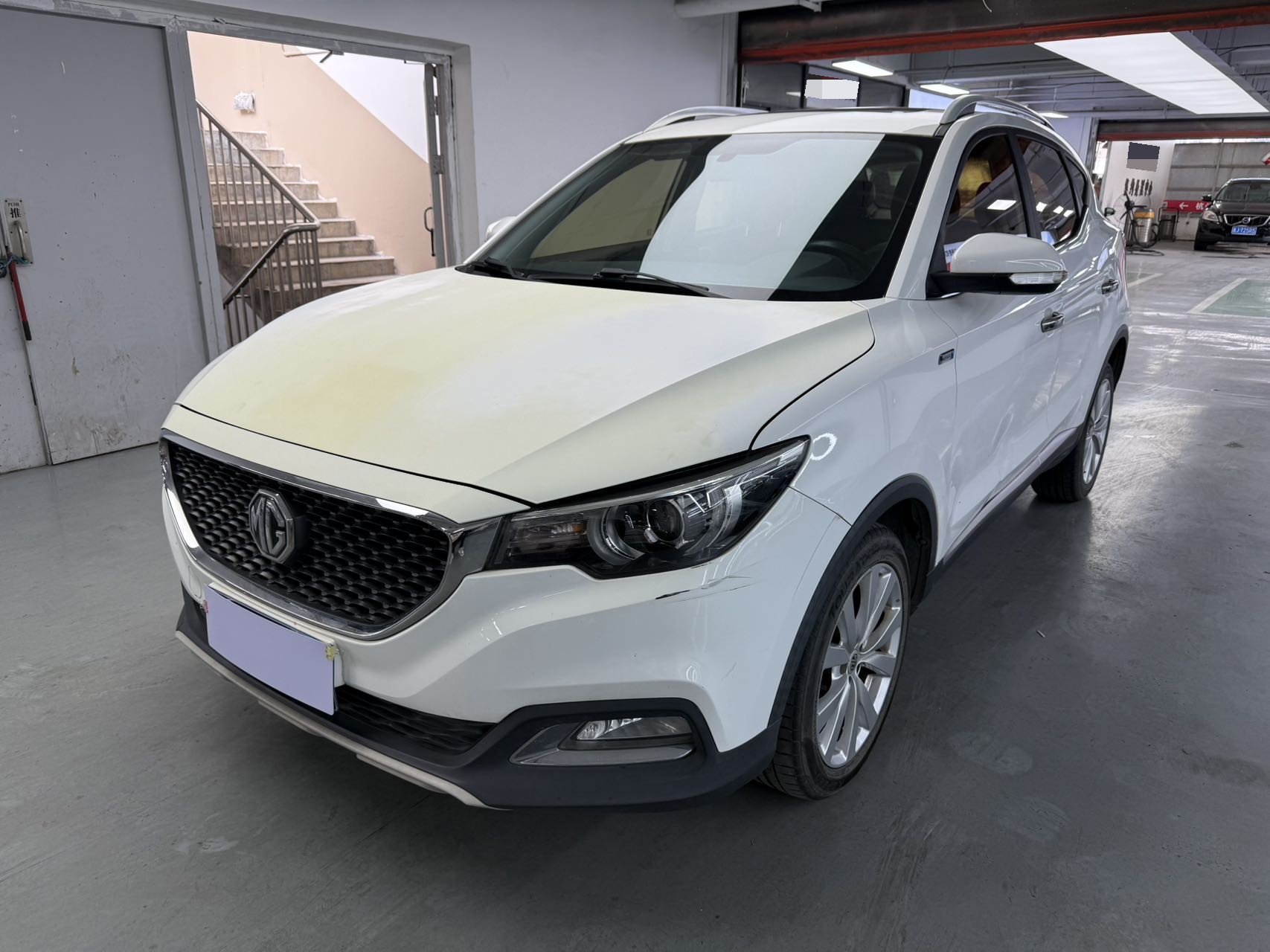 MG ZS 2017 MG ZS 2017 car image