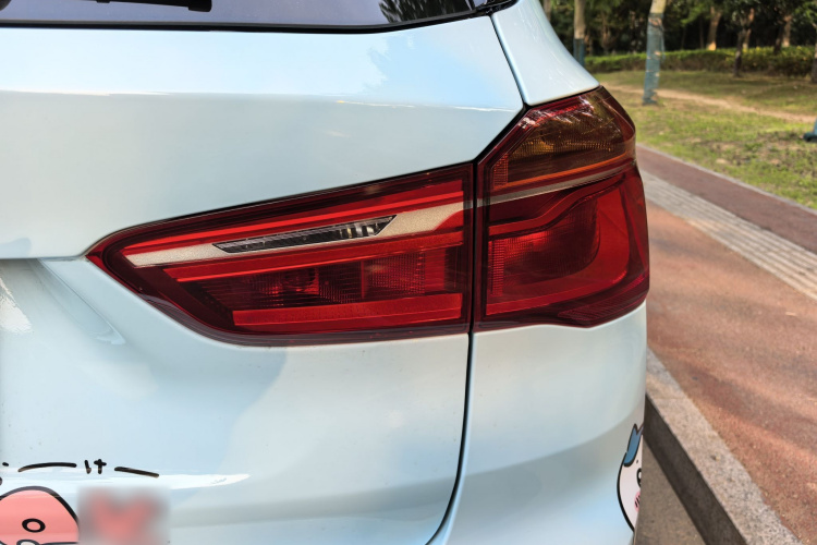 BMW X1 2019 #12 BMW X1 2019 car image #12
