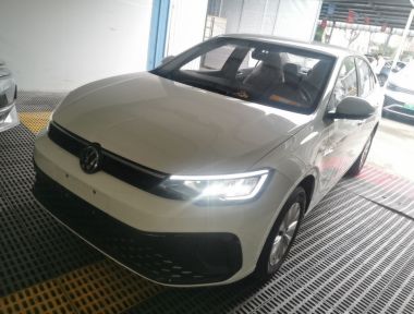 Volkswagen Lavida 2026 car image 