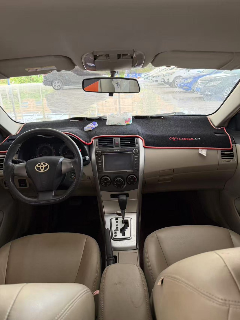 Toyota Corolla 2012 #9 Toyota Corolla 2012 car image #9