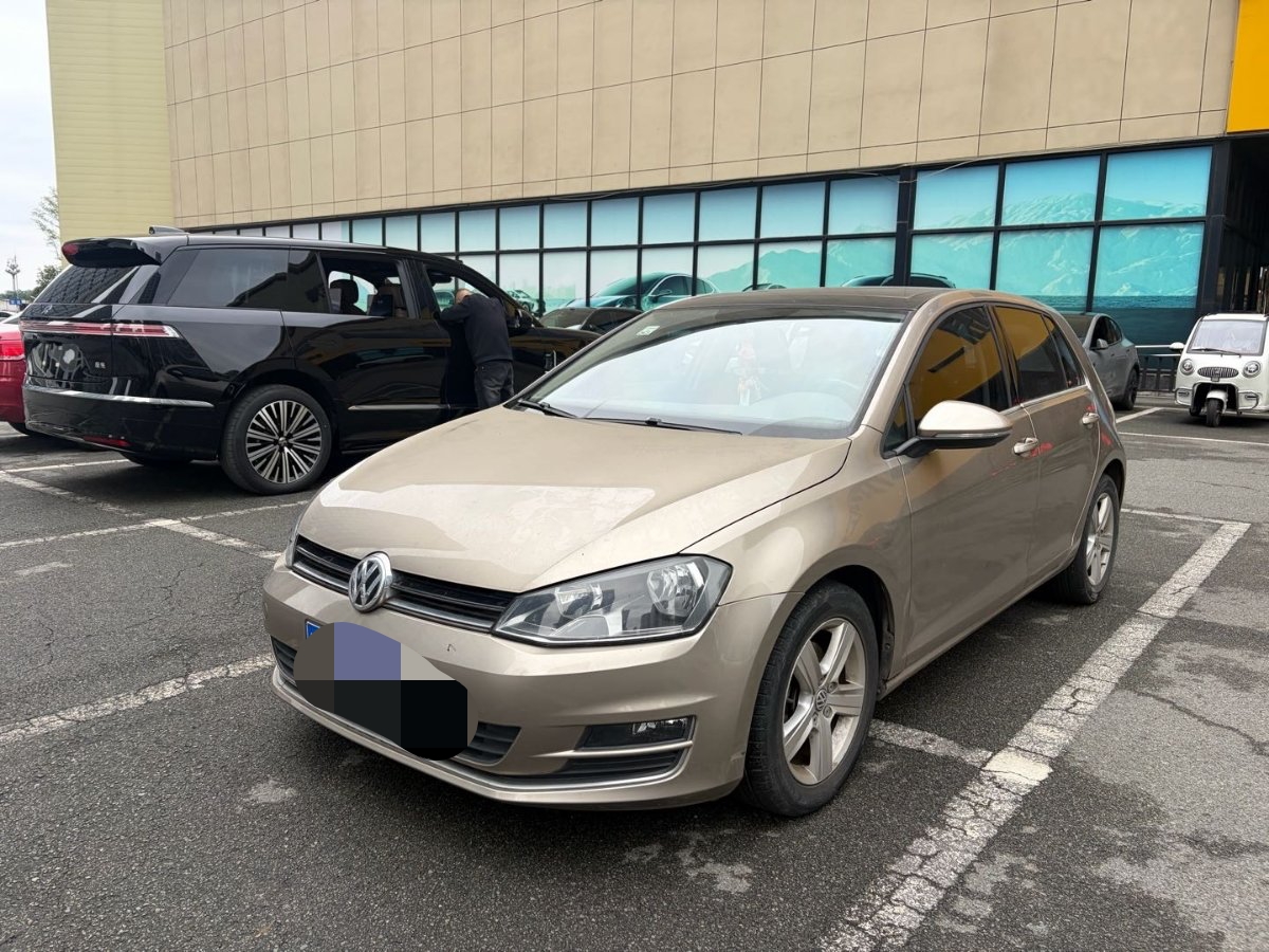 Volkswagen Golf 2015 Volkswagen Golf 2015 car image