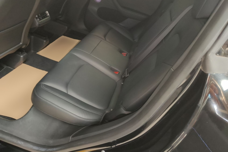 Tesla Model Y 2022 #17 Tesla Model Y 2022 car image #17
