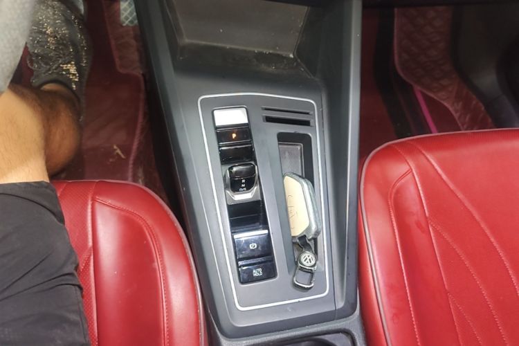 Volkswagen Golf 2022 car image #14