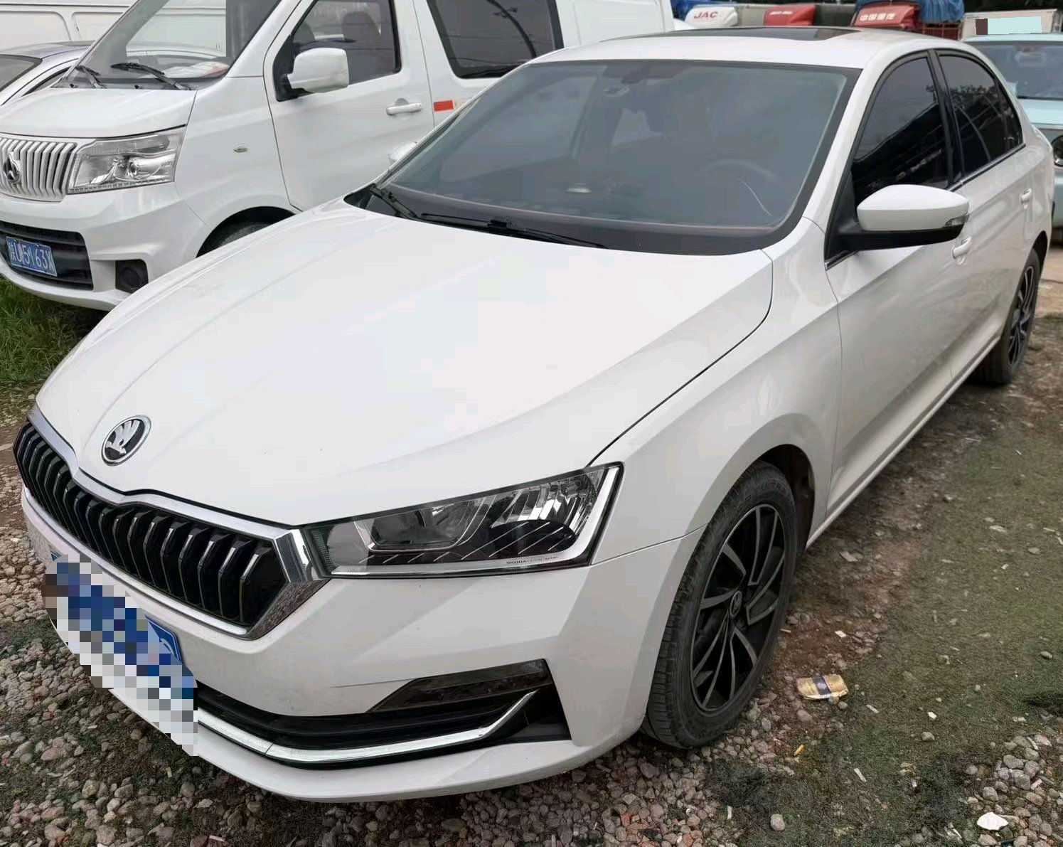 Skoda Rapid 2023 Skoda Rapid 2023 car image
