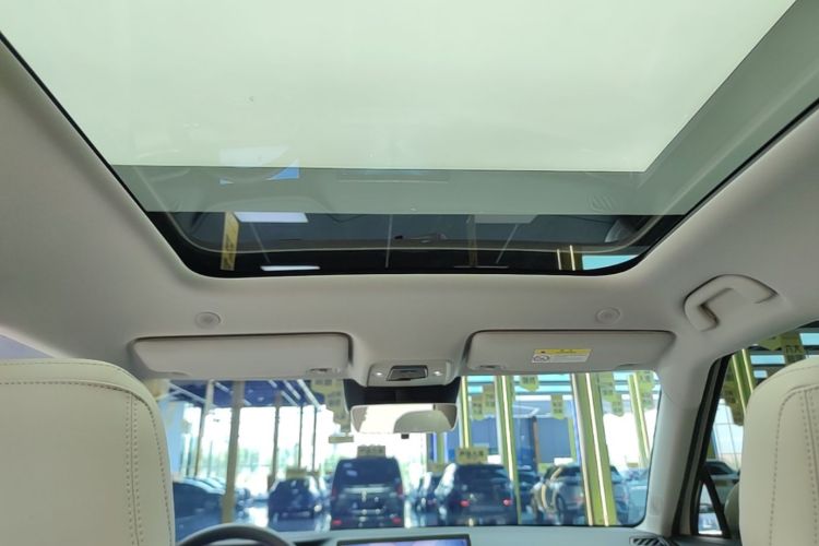 BYD YuanUP 2025 #18 BYD YuanUP 2025 car image #18