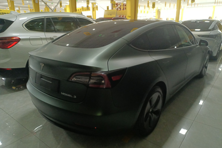 Tesla Model 3 2020 car image #5
