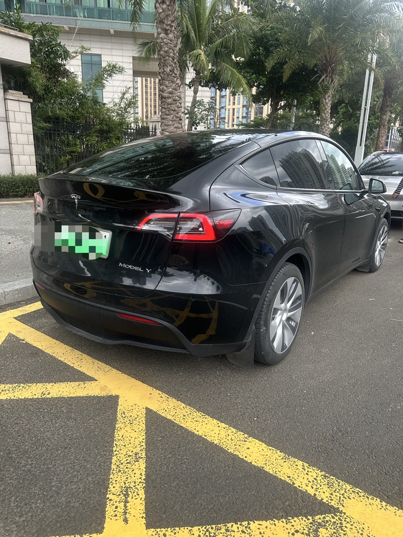 Tesla Model Y 2022 #6 Tesla Model Y 2022 immagine di auto #6