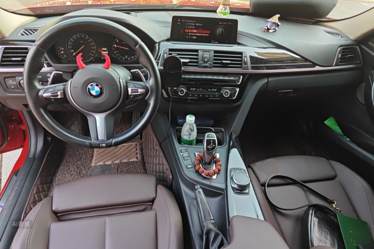 BMW 3 Series 2018 car image #11