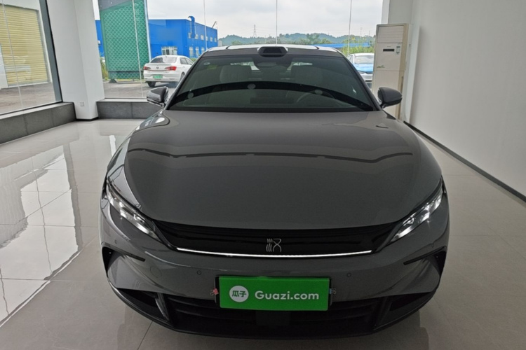 BYD Han 2025 #3 BYD Han 2025 car image #3
