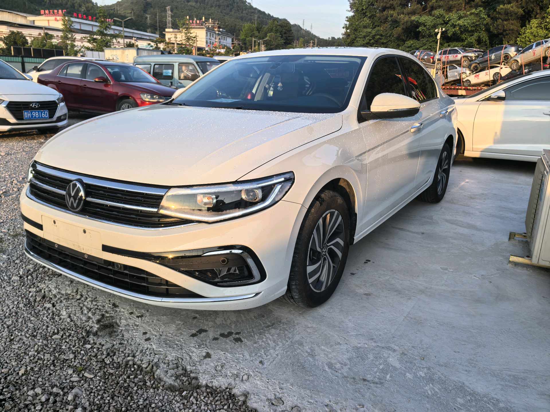 2024 2024 car image