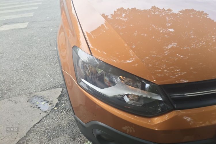 Volkswagen Polo 2015 car image #8