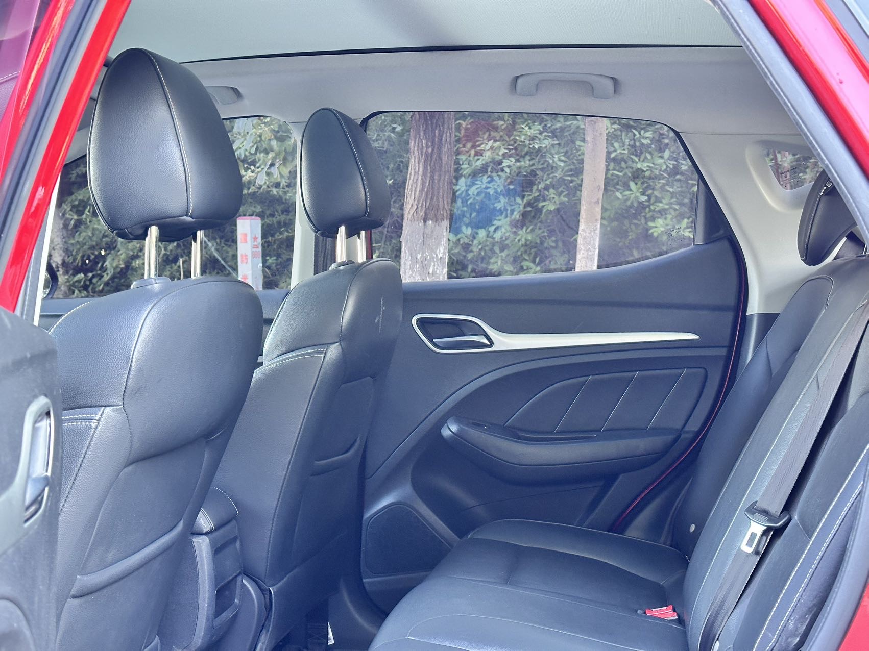 MG ZS 2017 #6 MG ZS 2017 car image #6