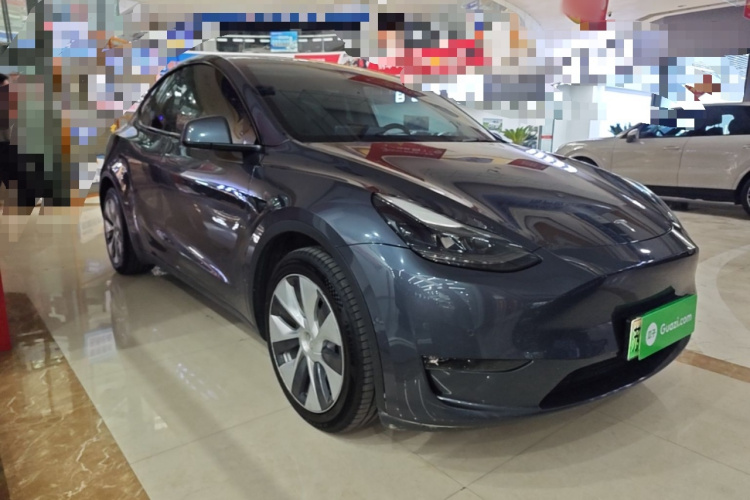 Tesla Model Y 2022 #4 Tesla Model Y 2022 car image #4