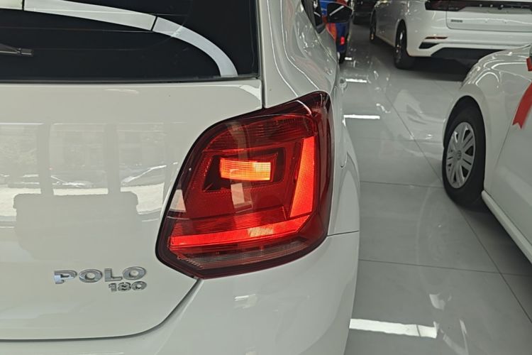 Volkswagen Polo 2016 #8 Volkswagen Polo 2016 car image #8
