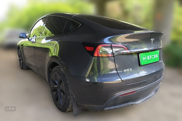 Tesla Model Y 2024 #5 Tesla Model Y 2024 car image #5