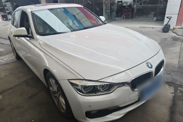 BMW 3 Series 2017 изображение автомобиля #4