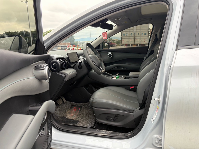 BYD Yuan Plus 2025 #4 BYD Yuan Plus 2025 immagine di auto #4