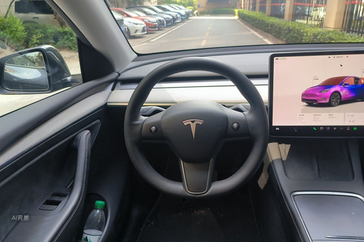 Tesla Model Y 2024 #12 Tesla Model Y 2024 car image #12