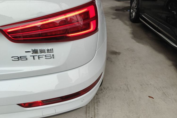 Audi Q3 2017 #8 Audi Q3 2017 car image #8
