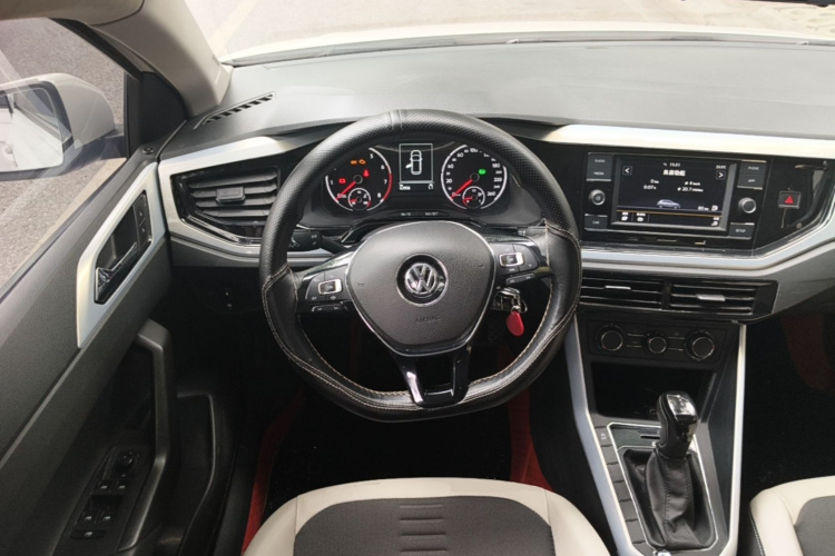 Volkswagen Polo 2019 #11 Volkswagen Polo 2019 car image #11