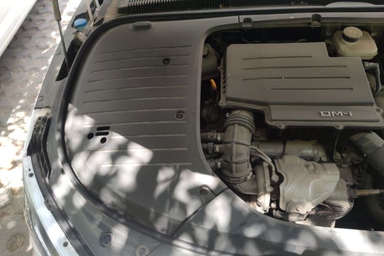 BYD Han 2023 car image #28