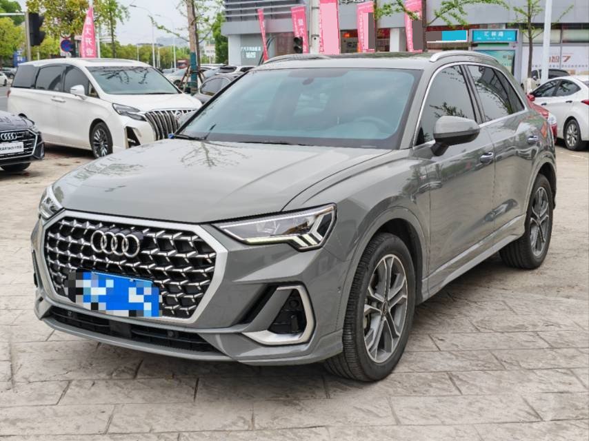 Audi Q3 2024 Audi Q3 2024 car image