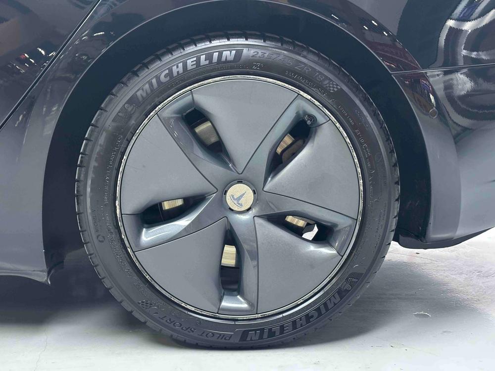 Tesla Model 3 2020 immagine di auto #9