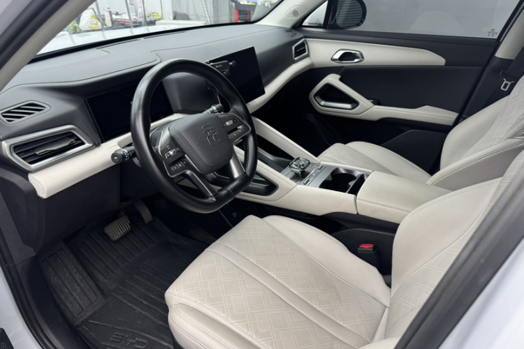 BYD YuanUP 2024 #10 BYD YuanUP 2024 car image #10