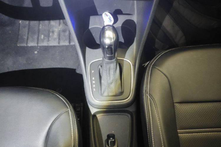 Volkswagen Polo 2016 #14 Volkswagen Polo 2016 car image #14