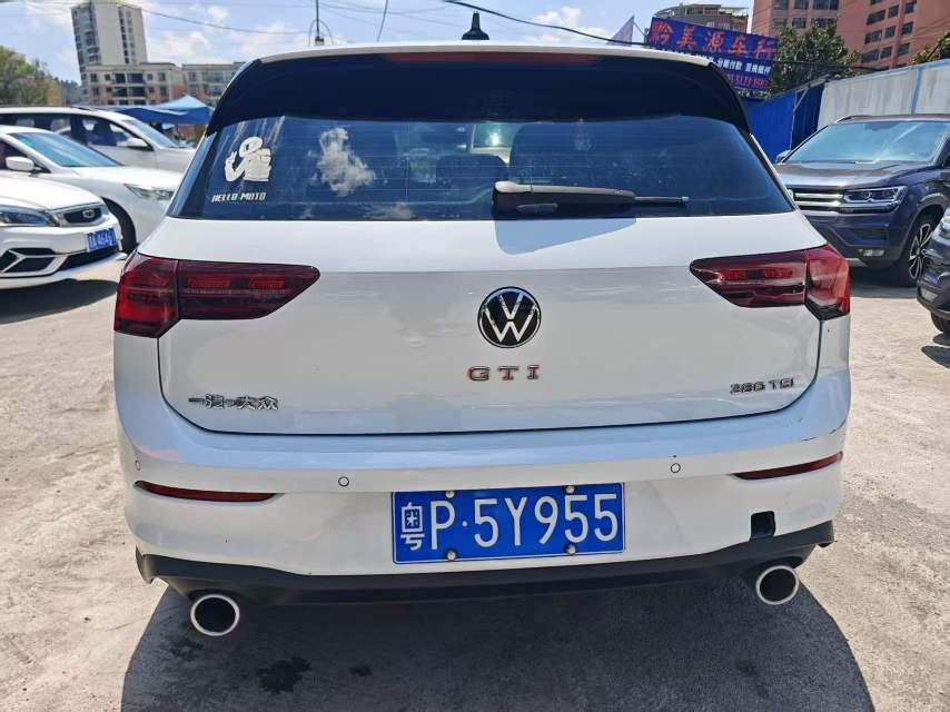 Volkswagen Golf 2022 car image #8