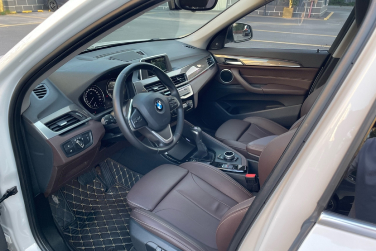BMW X1 2019 #10 BMW X1 2019 car image #10