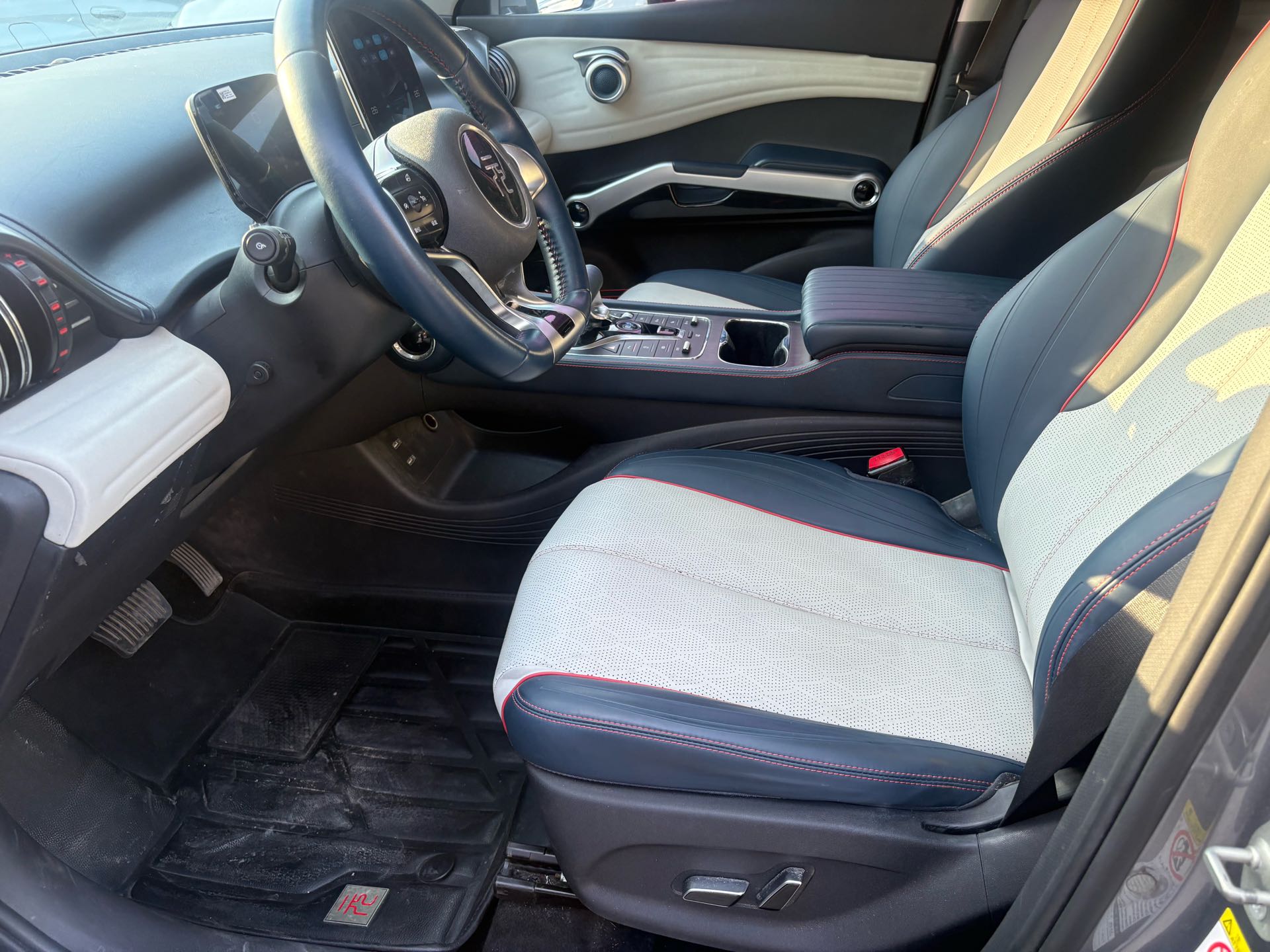 BYD Yuan Plus 2022 #4 BYD Yuan Plus 2022 imagen de coche #4