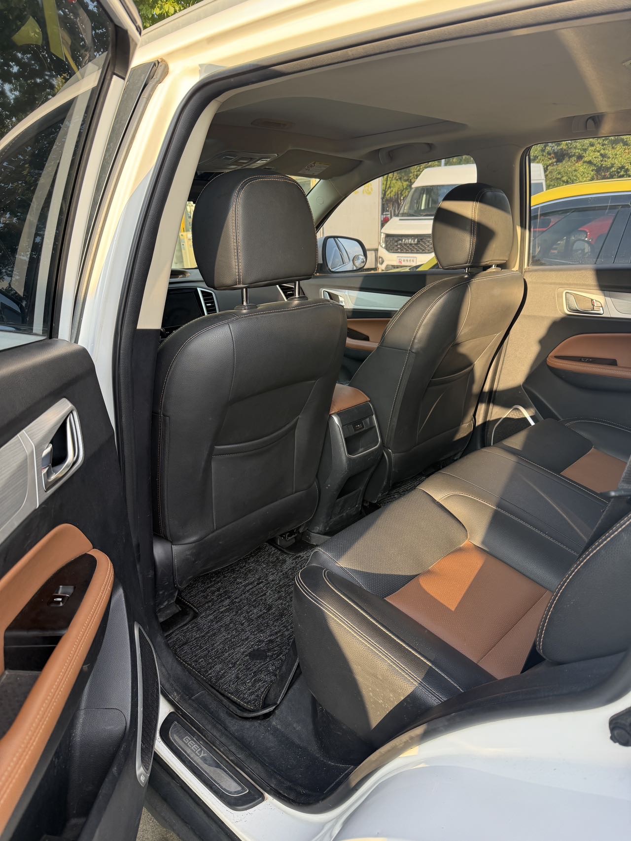 GEELY Vision X6 2019 car image #6