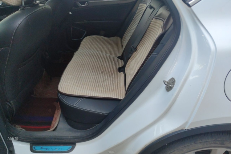 GEELY Emgrand GS 2019 car image #19