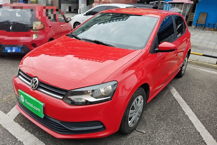 Volkswagen Polo 2018 car image #2