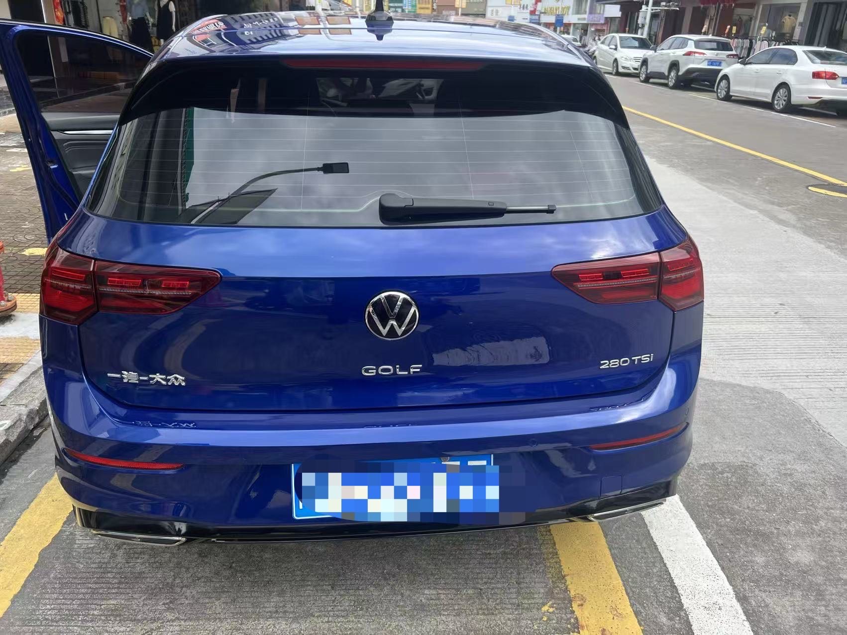 Volkswagen Golf 2020 car image #8